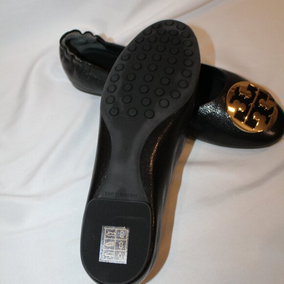 New TORY BURCH CLAIRE LEATHER BLACK GOLD ACCENT BALLET FLAT - Picture 6 of 6